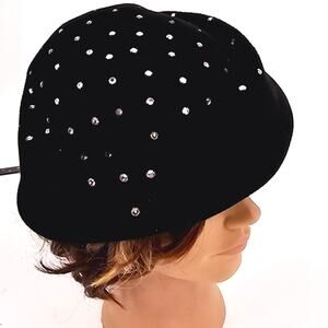 Vintage 1950s Black Beret Embellished Bedazled Hat by Noreen Fashions